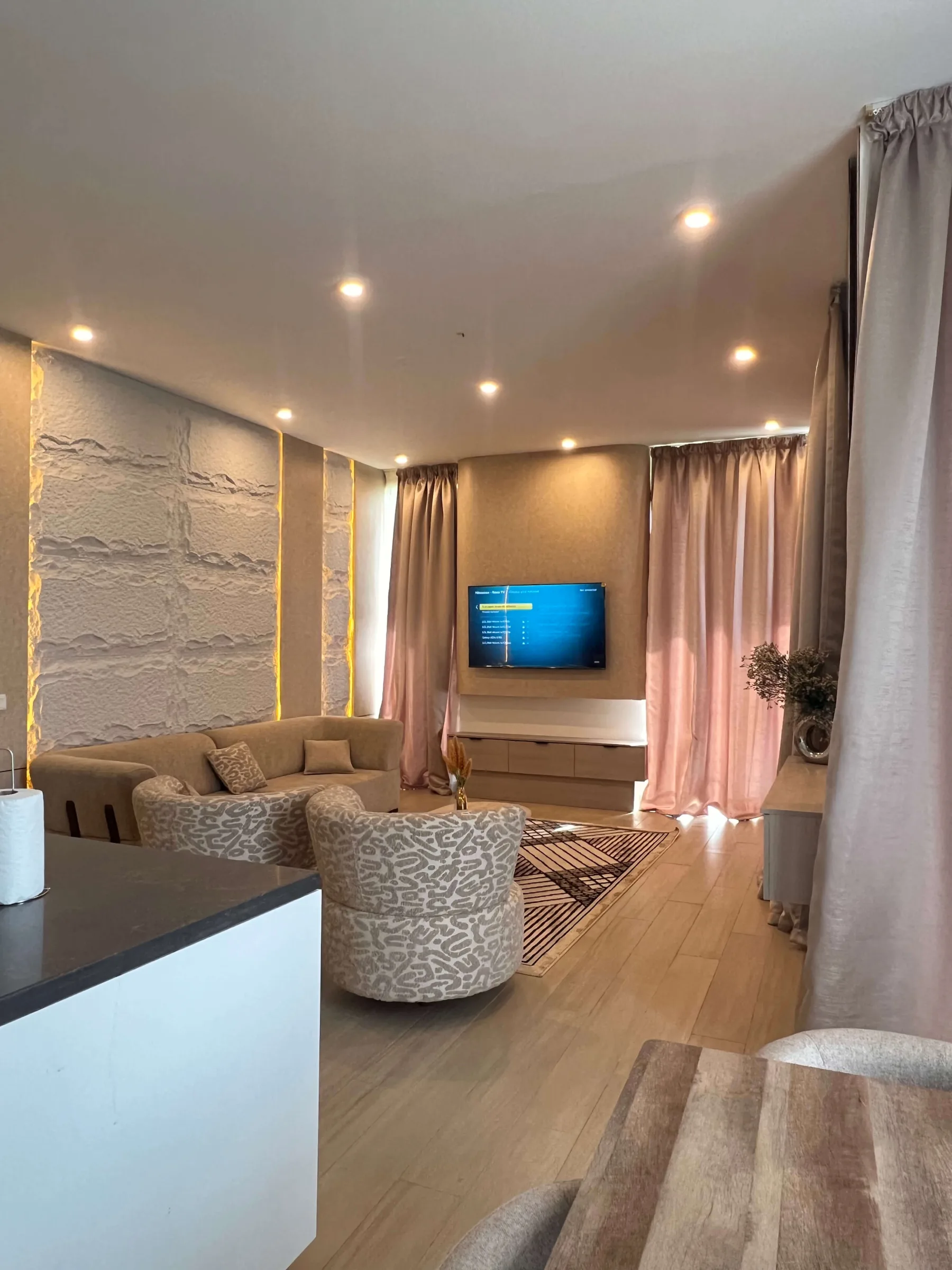2 Bedroom Premium Stay, image 3