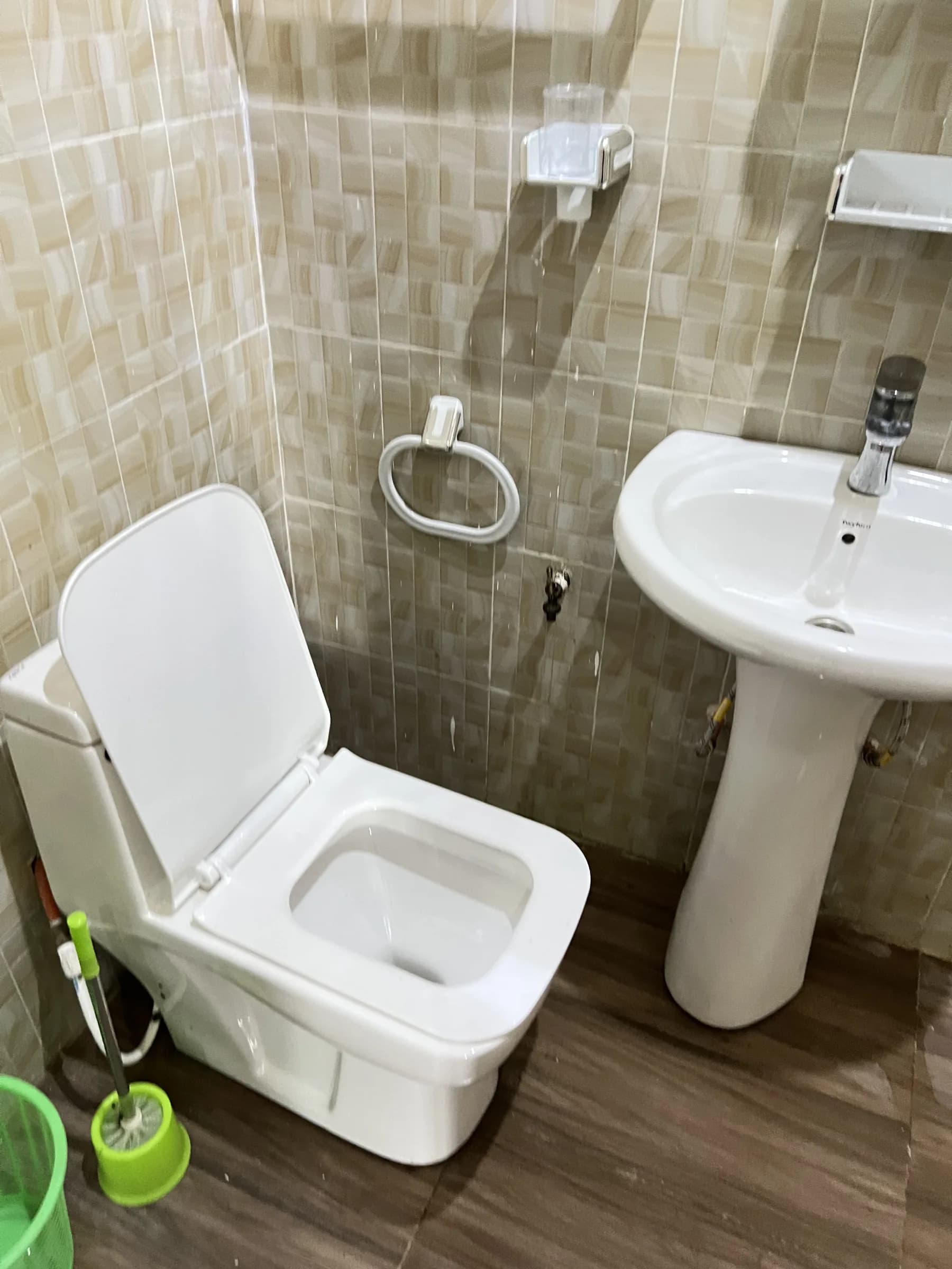 2-Bedroom Apartment in a Peaceful Setting, image 1