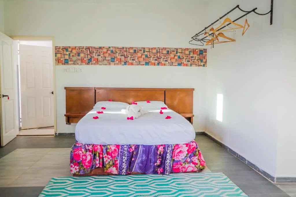Single Bedroom Coastal Comfort Just Minutes from Senegambia Beach, Apt 114, 1-Bedroom Apartment For Rent in Senegambia